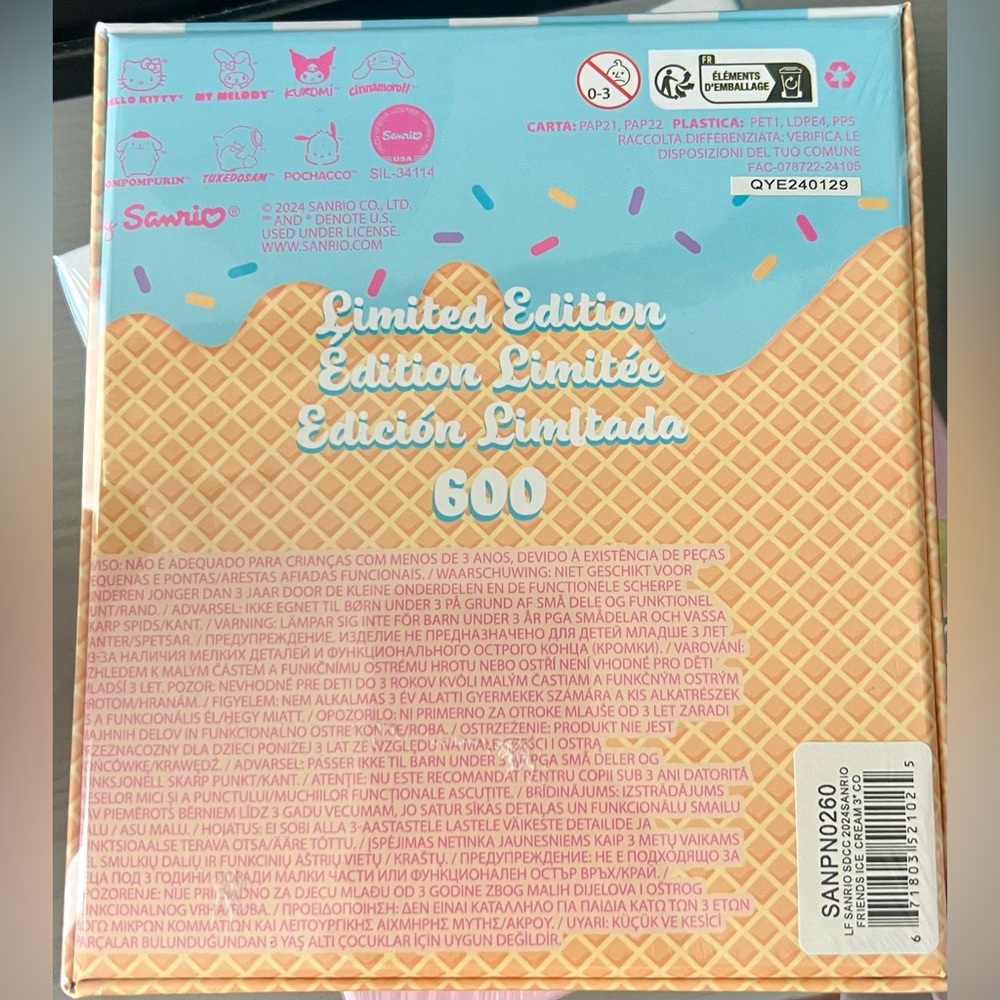 Hello Kitty and Friends SDCC Enamel Pin Limited Edition /600 - Picture 3 of 6